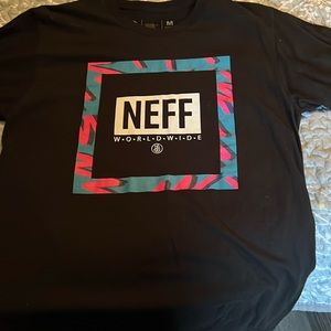 Like new Neff worldwide T-shirt excellent condition